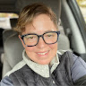 Meet your Posher, Hillary